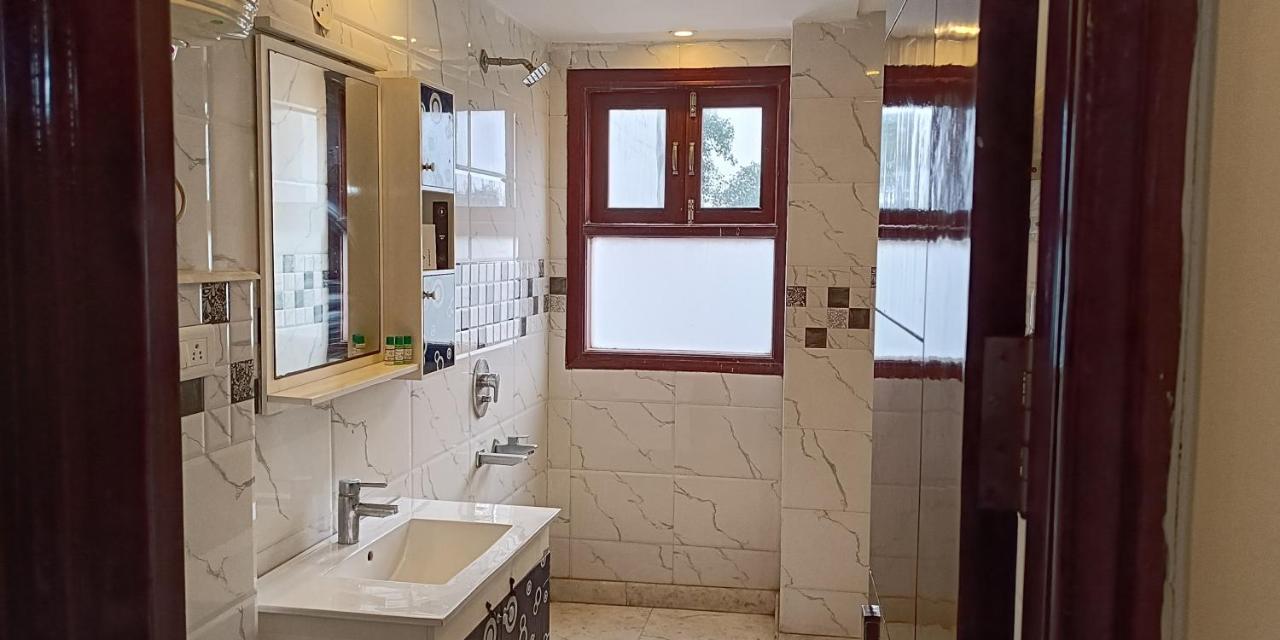 Hotel Bellmont East Delhi New Delhi